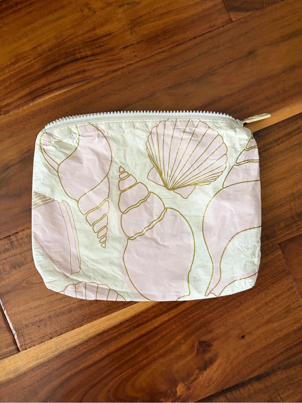 Aloha Collection RARE Shell Small pouch